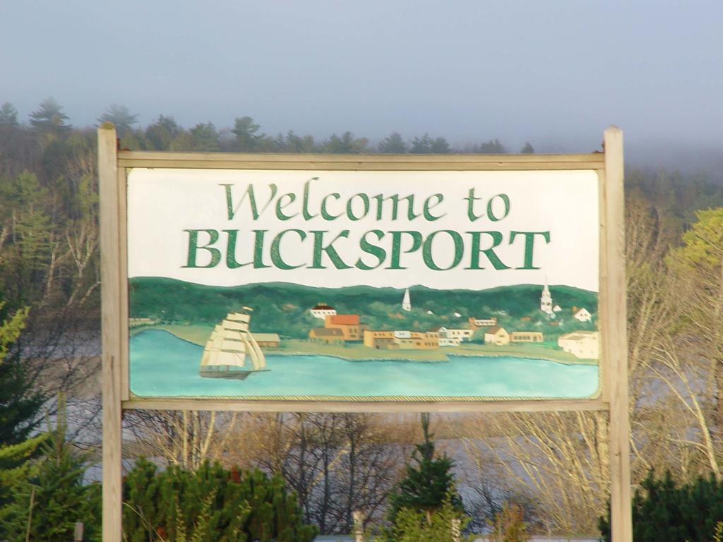 Bucksport Inn Esterno foto
